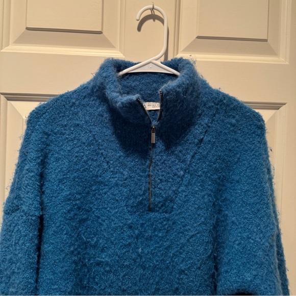 Zara Blue Sweater - Picture 6 of 9